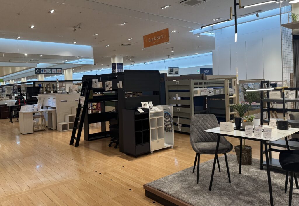 二段ベッドなど組み立て家具画像
